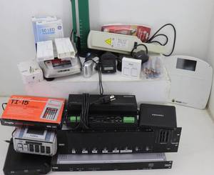 lot 34 image: misc Electronics