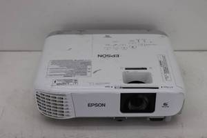 lot 37 image: Epson PowerLite 108 Projector