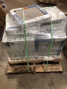 lot 1 image: Pallet of Lifeproof Carrara 18 in. x 18 in. Glazed Porcelain Floor and Wall Tile (17.6 sq. ft.  case) Customer Returns See Pictures