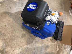 lot 20 image: DuroMax XP35HPE 999cc OHV V-Twin Push Button Start Horizontal Shaft Engine , Blue Costumer Returns See Pics