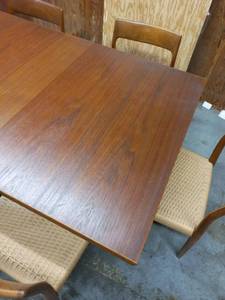 Stunning MCM Vintage Teak Dinning Table w 6 Woven Seat Chairs