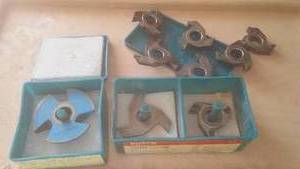 lot 423 image: Bosch Shaper Cutters And More.