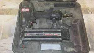 lot 935 image: SENCO Finish Nailer. Finish Pro 18 Mg, 18gauge.