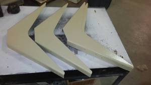 lot 970 image: Corner Shelf Brackets (4).