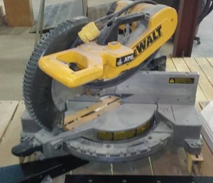 lot 972 image: DeWalt Compound Miter Saw.