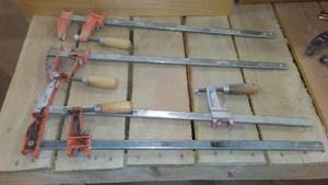 lot 984 image: Metal Clamps (4).