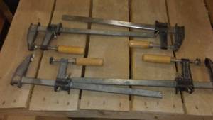 lot 985 image: Metal Clamps (4).