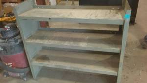lot 1015 image: Heavy Duty Metal Shelving.