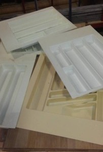 lot 546 image: Drop In Silverware Trays (5).