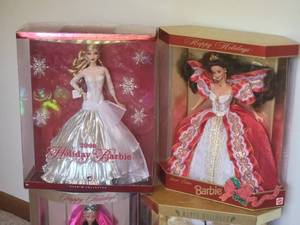 lot 90A image: Holiday Barbie