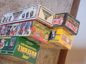 lot 90F image: Sealed 90-91 Baseball Cards ( Score, Fleer, Donruss)