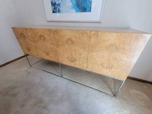 lot 8 image: Blonde Burlwood Veneer Buffet