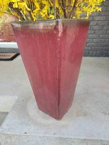 lot 106 image: Modern Contemporary Red Standing Planter