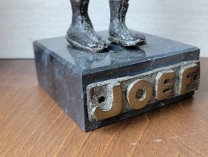 lot 32 image: Gruff Boxer Metal Statue