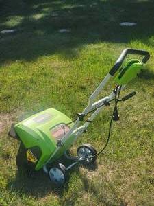 lot 148 image: GreenWorks Electric Snowblower 26022