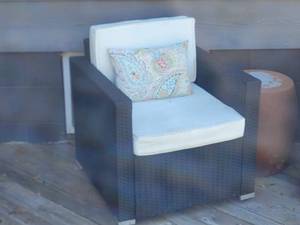 lot 14A image: Chic All-Season Wicker Patio Seating Set