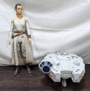 Pair Of Star Wars Toys