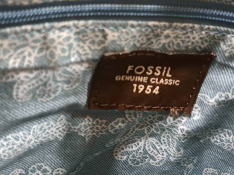 Fossil Classic Shoulder Bags for Women | Mercari