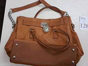 lot 128 image: Michael Kors Handbag
