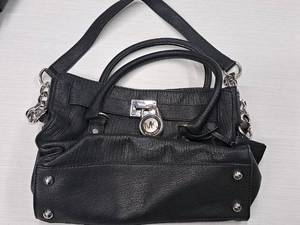 lot 147 image: Michael Kors Handbag