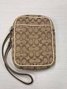 lot 197 image: Coach Purse