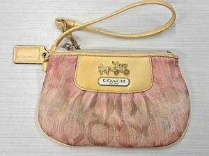lot 198 image: Coach Purse