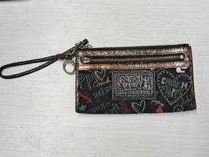 lot 183 image: Coach Handbag