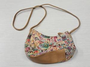 lot 253 image: Fossil Handcrafted Handbag