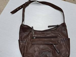 lot 236 image: Stone Mountain Handbag