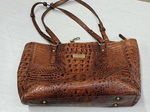 lot 204 image: Brahmin Handbag