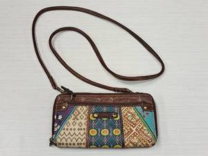 lot 274 image: Fossil Handcrafted Handbag