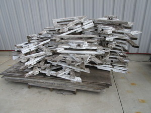 lot 9 image: Construction Barricades & Plywood