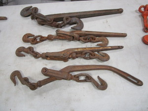 lot 55 image: Chain Binders