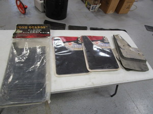 lot 62 image: Mud Flaps