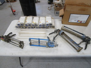 lot 76 image: Caulk Guns & Joint Fill