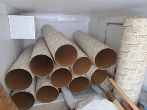 lot 96 image: (12) 7 18 Sonotubes (1) 6