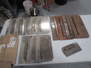lot 109 image: Misc. New & Used Trowel Blades