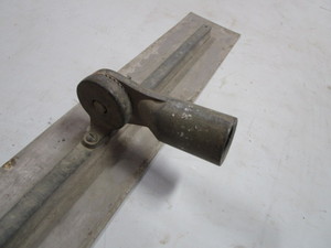 lot 111 image: 5x30 Bull Float