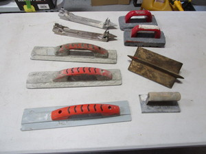 lot 115 image: Concrete Tools