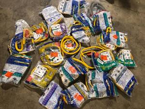 Lot of BrassCraft 12 in. MIP x 12 in. MIP x 60 in. Gas Connector (12 in. OD) wSafetyPlus2 Thermal Excess Flow Valve (53,200 BTU)   Customer Returns See Pictures