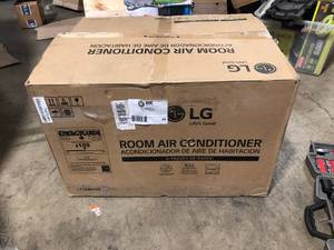 LG 11,800 BTU 230-Volt Through-the-Wall Air Conditioner LT1236CER Cools 550 Sq. Ft. with ENERGY STAR and Remote   Customer Returns See Pictures
