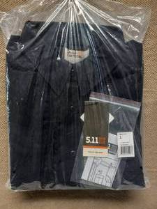 NEW 5.11 TACTICAL SERIES BUTTON UP SHIRT SIZE LARGE
