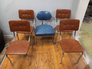 5 VINTAGE MID CENTURY MODERN CHAIRS