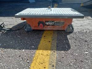 RIDGID TABLE SAW