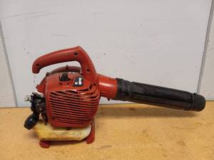 HOMELITE GAS LEAF BLOWER