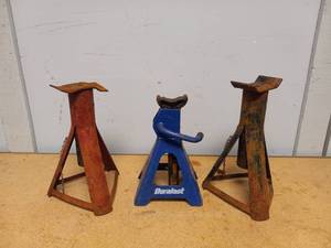 3 JACK STAND