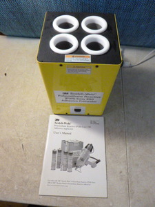 lot 32 image: 3M Scotch-Weld Polyurethane Reactive Easy 250 Adhesive Preheater