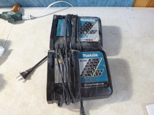 lot 70 image: 2 Makita 7.2-18V Chargers