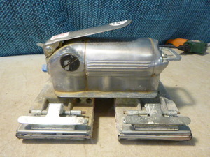 lot 112 image: Dynabrade Dual Pad Sander