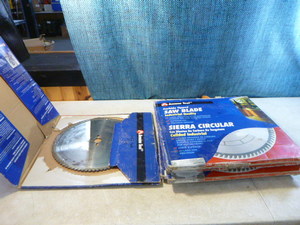 lot 118 image: 7 Saw Blades